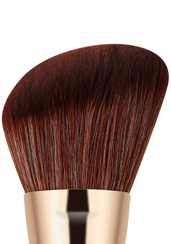 Shaped Foundation Brush