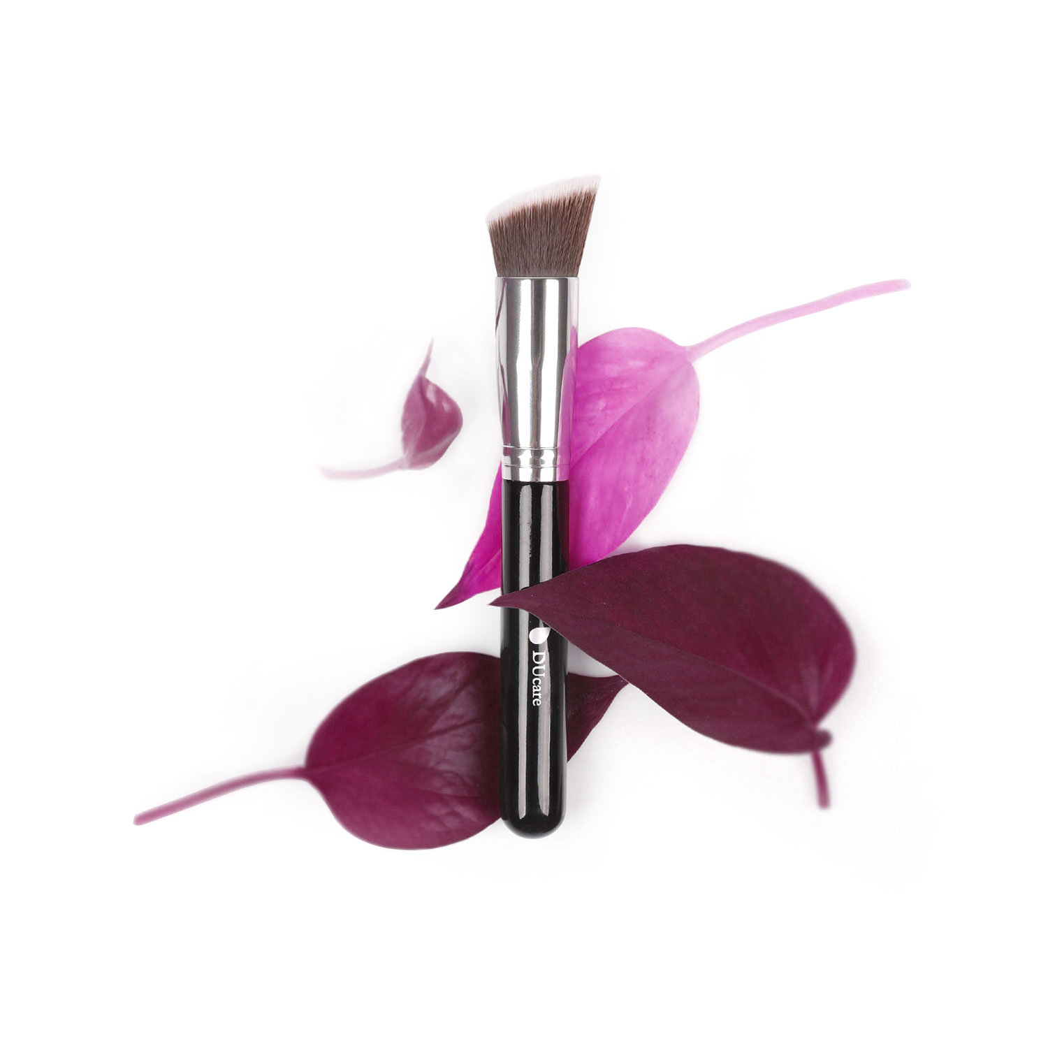 1pc Angled Foundation Makeup Brush